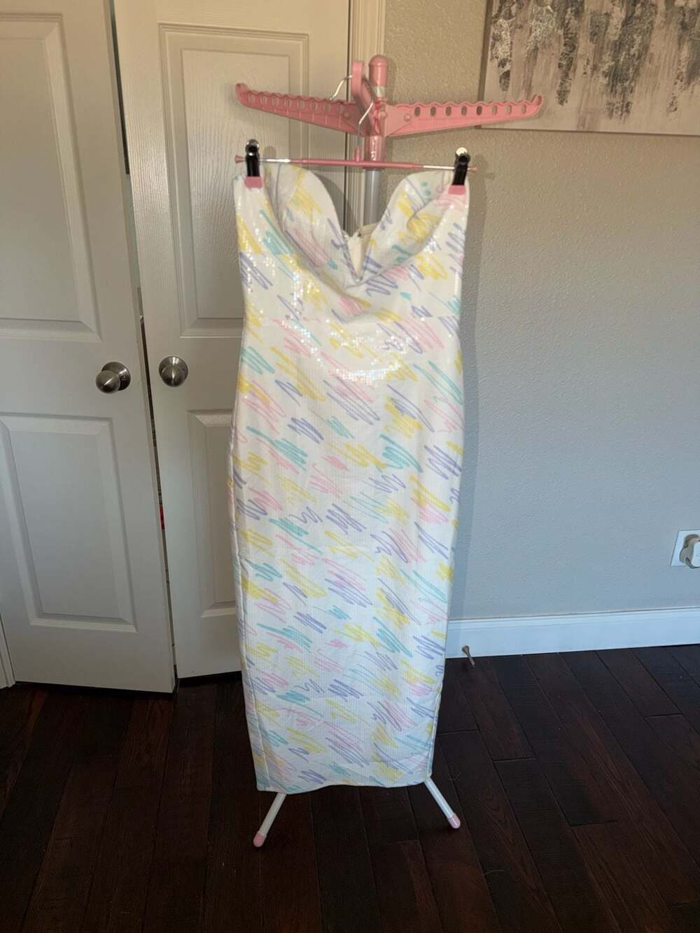 Runaway By Rozalia Midi Dress Size XS White Squiggle Print Sequin